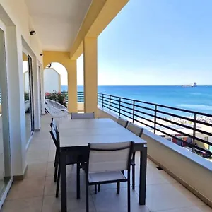  Apartment Un Affaccio Sul Mare