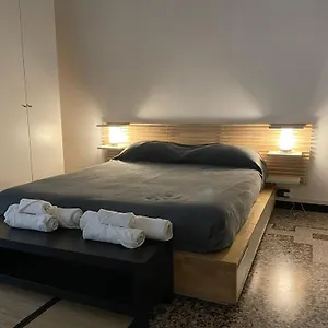 La Finestra Su Savona, Appartamento