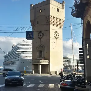 Apartment Piazzetta Dei Consoli